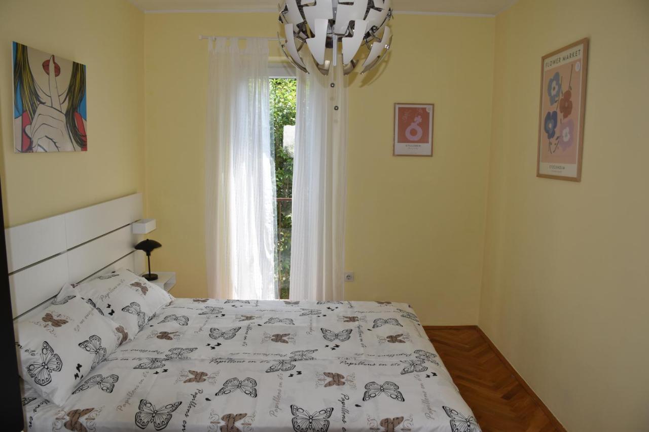 דירות פורץ Apartman Tina מראה חיצוני תמונה