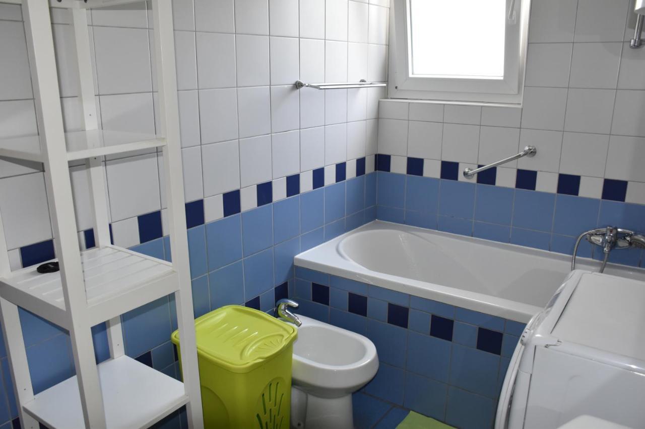 דירות פורץ Apartman Tina מראה חיצוני תמונה