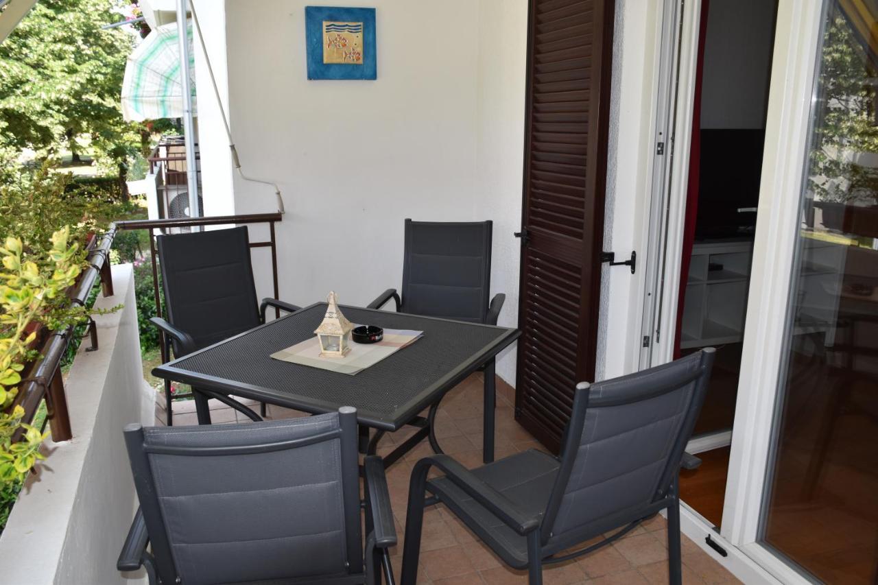 דירות פורץ Apartman Tina מראה חיצוני תמונה