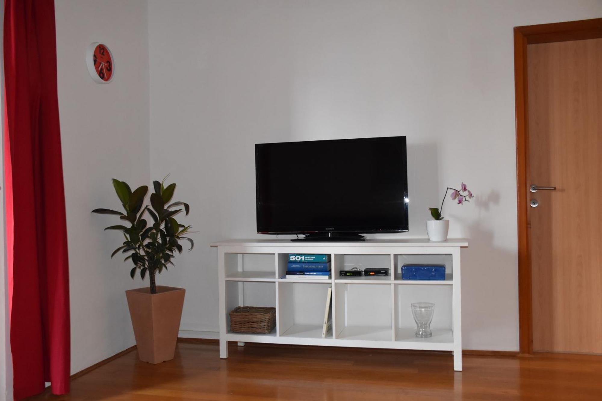 דירות פורץ Apartman Tina מראה חיצוני תמונה