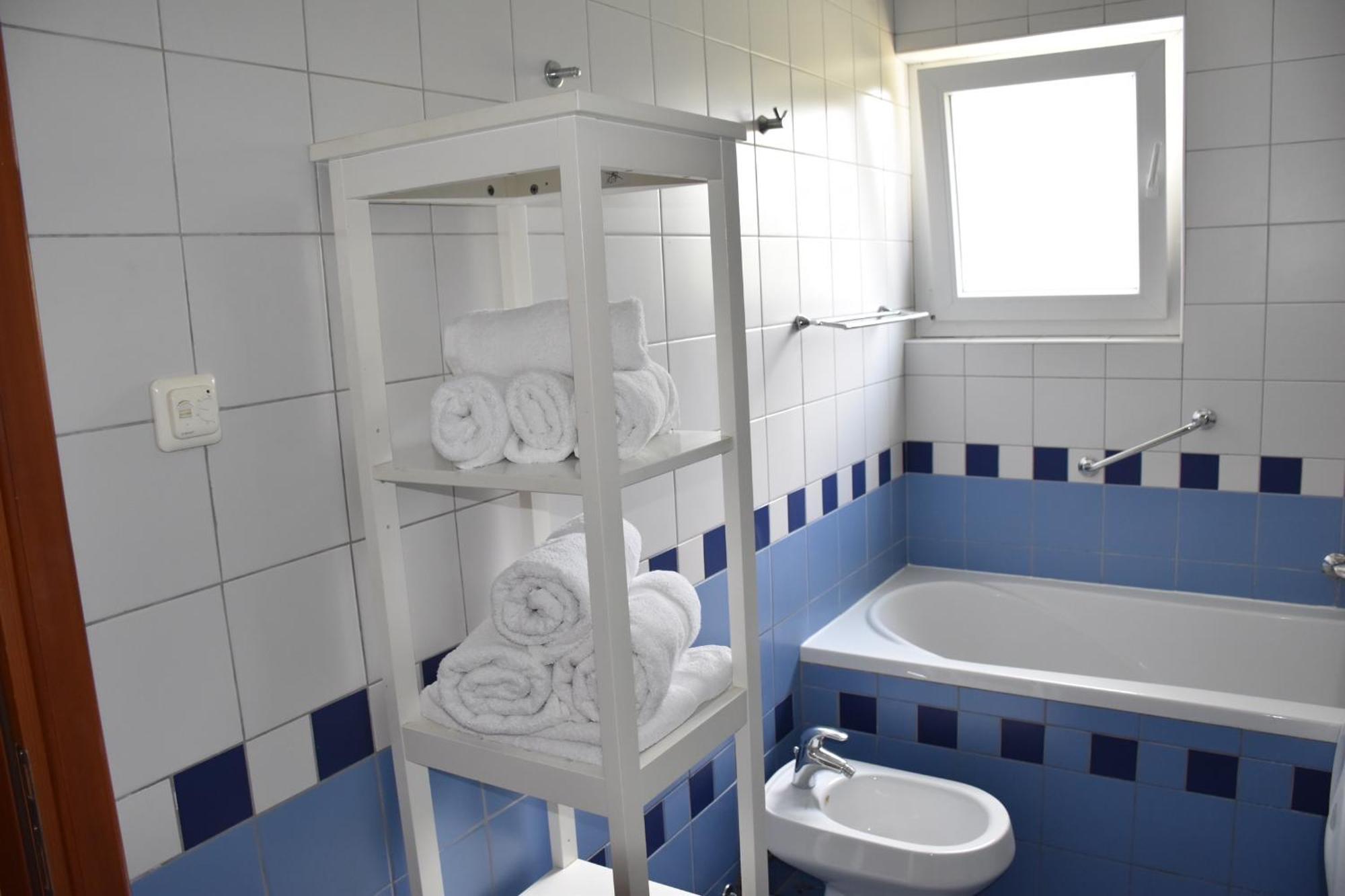 דירות פורץ Apartman Tina מראה חיצוני תמונה