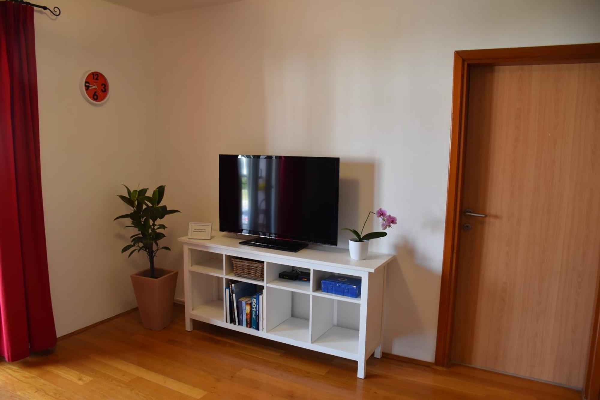 דירות פורץ Apartman Tina מראה חיצוני תמונה